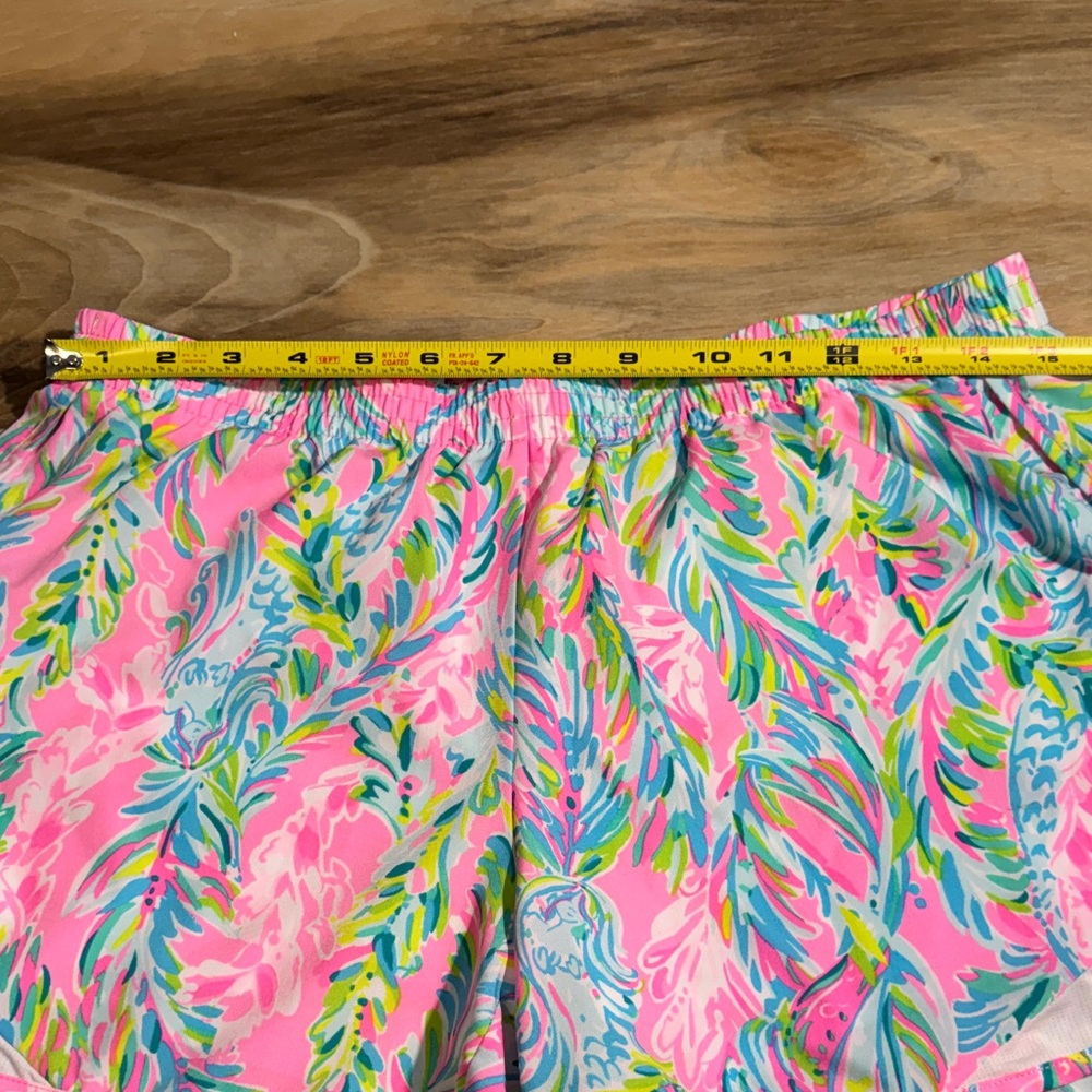 Lilly Pulitzer Luxletic Ocean Trail Shorts – Unicorn of the Sea Print – Size M - Picture 7 of 9